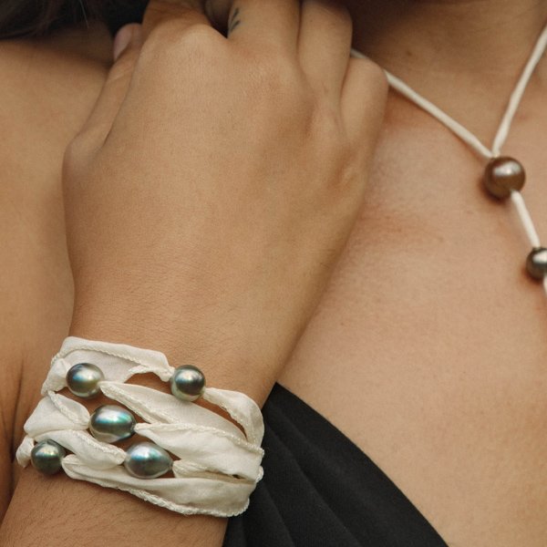 coprah-cabana-bijoux-perles-de-paradis-bracelet-temae-ivoire-zoom