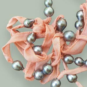 coprah-cabana-bijoux-perles-de-paradis-collier-haapiti-corail-clair-zoom-perles