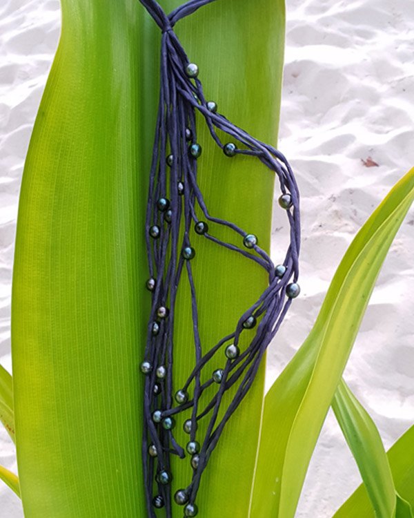 coprah-cabana-perles-de-paradis-collier-teavaro